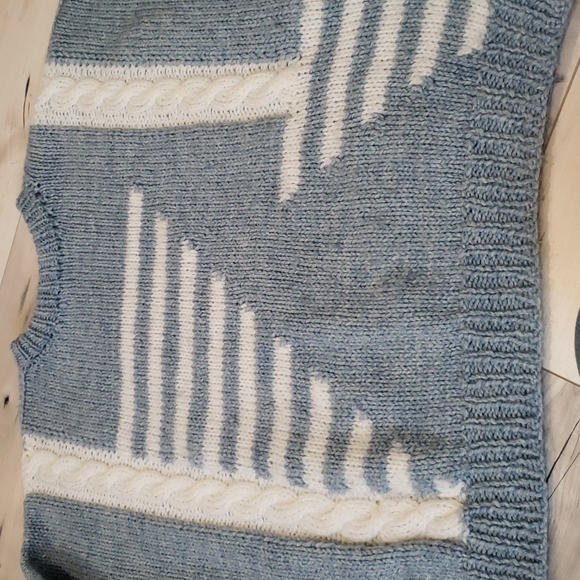 Handknit Crewneck Sweater Alternating Pattern Nautical Blue Chunky Knit - Picture 12 of 15